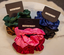 Load image into Gallery viewer, Regular Scrunchies