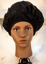Load image into Gallery viewer, Silk Bonnets
